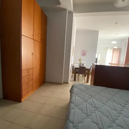 Seaside 1 Каламата